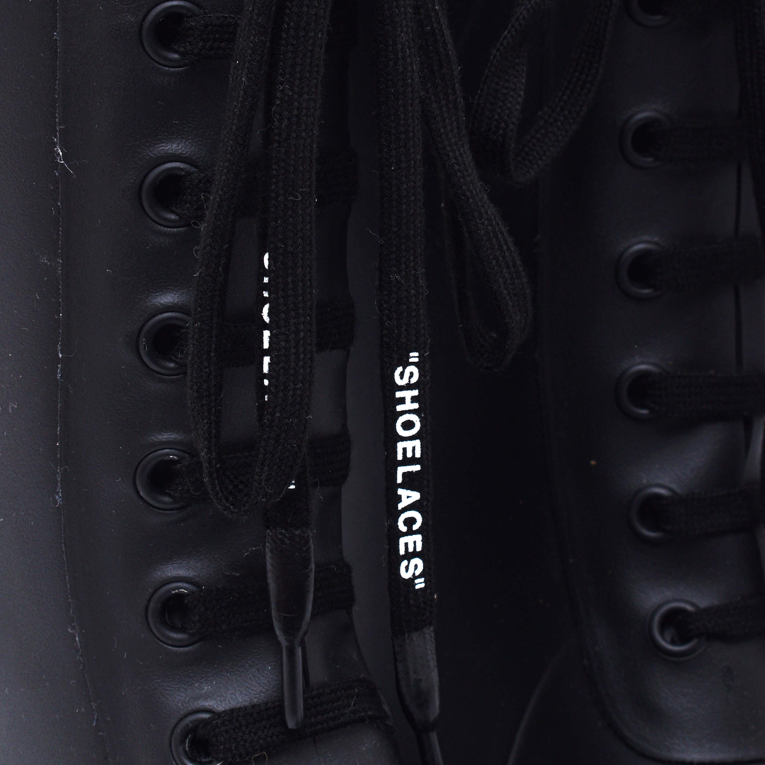 Off White- Black Zip Tie Tag Rain Boots